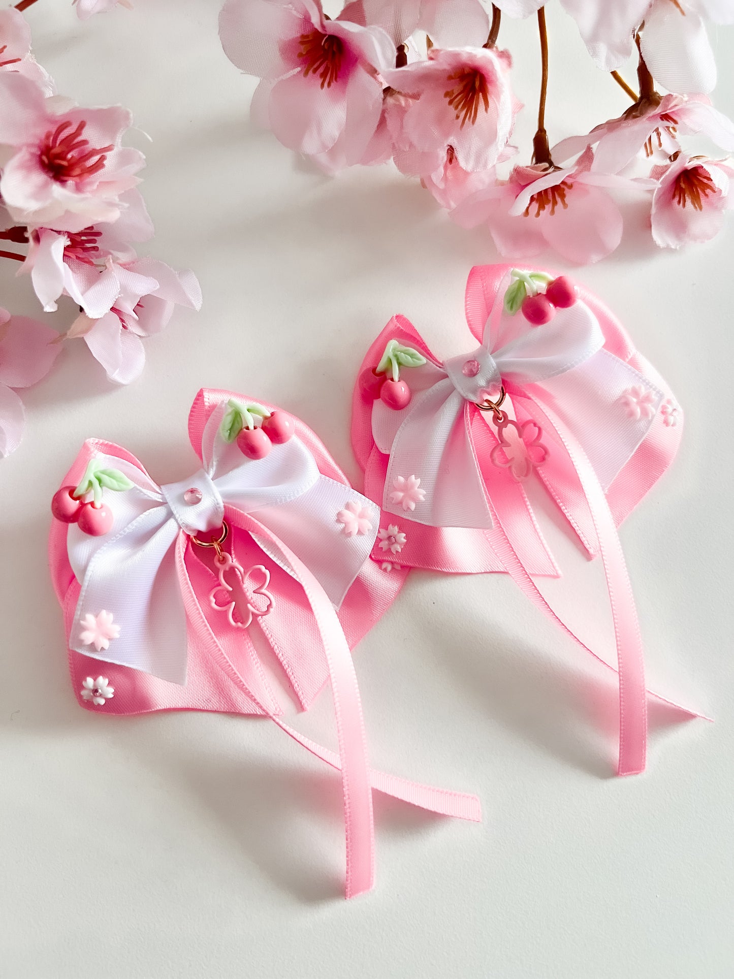Sakura Miku clip ins