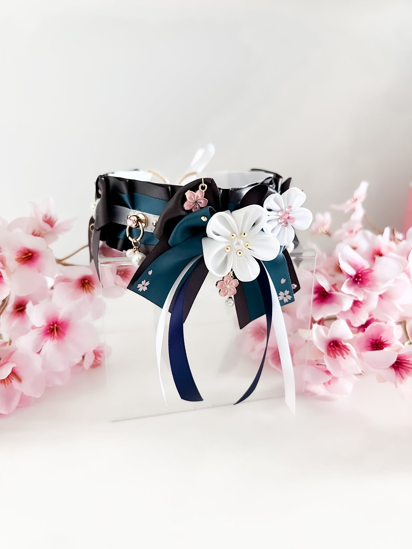 Ruan mei collar