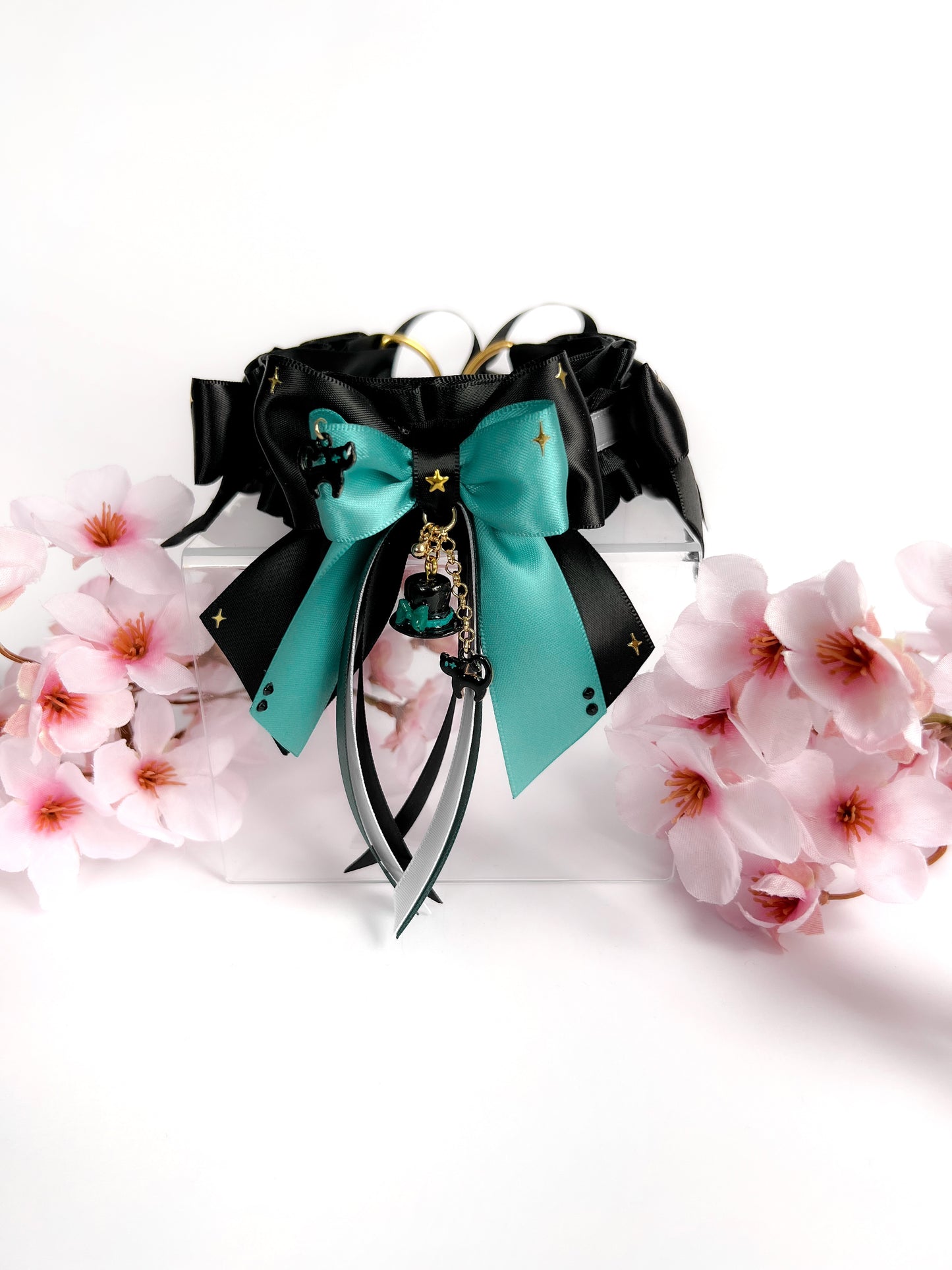 Lynette collar