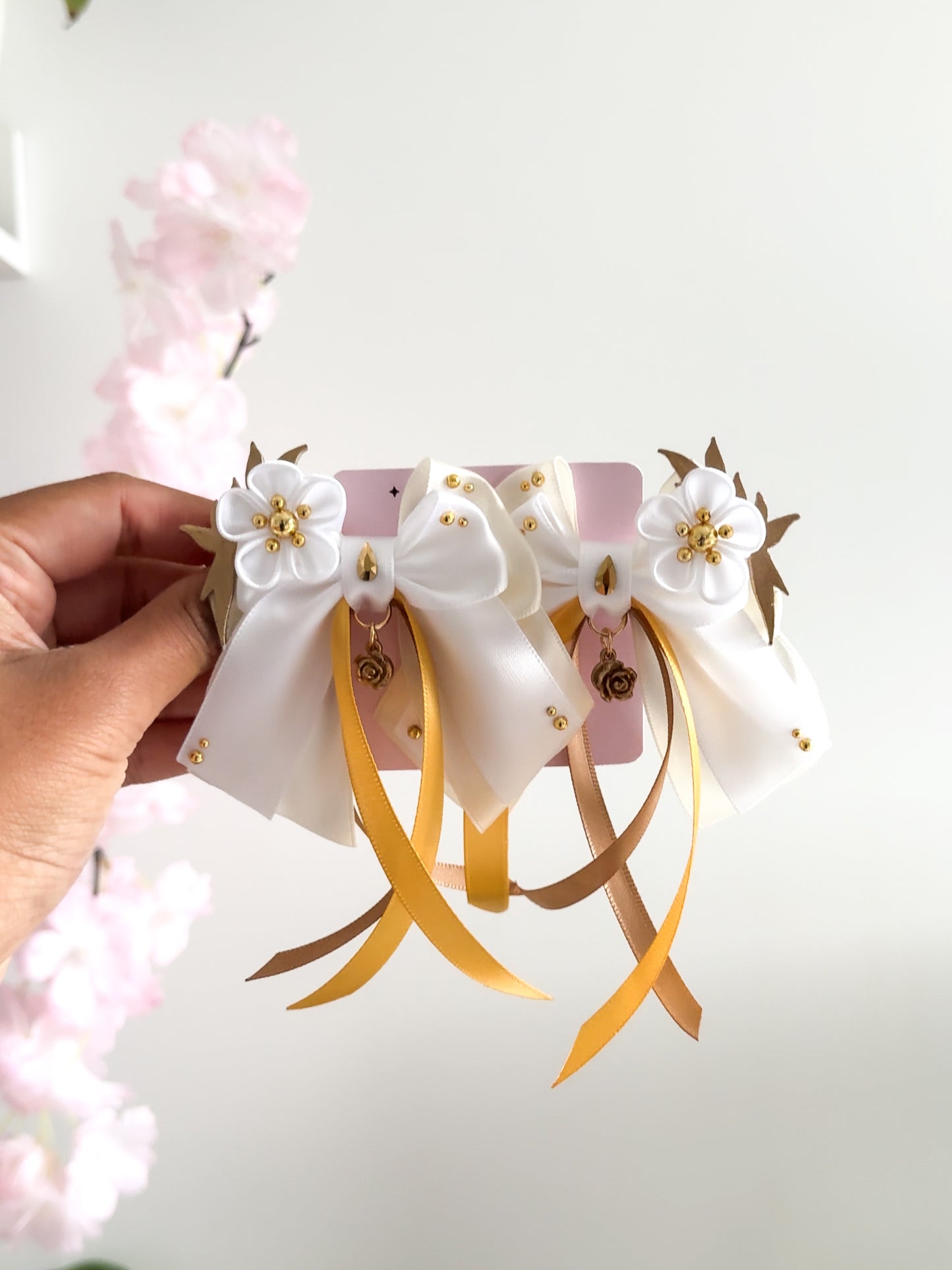 Aglaea clip ins