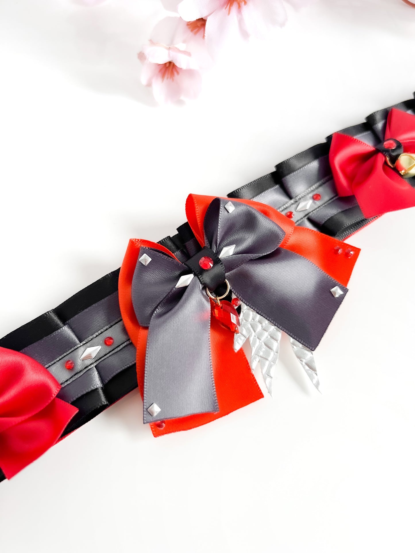 Diluc collar