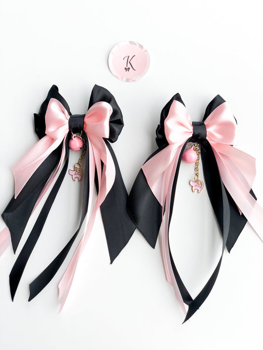 Black pink kitty clips ins
