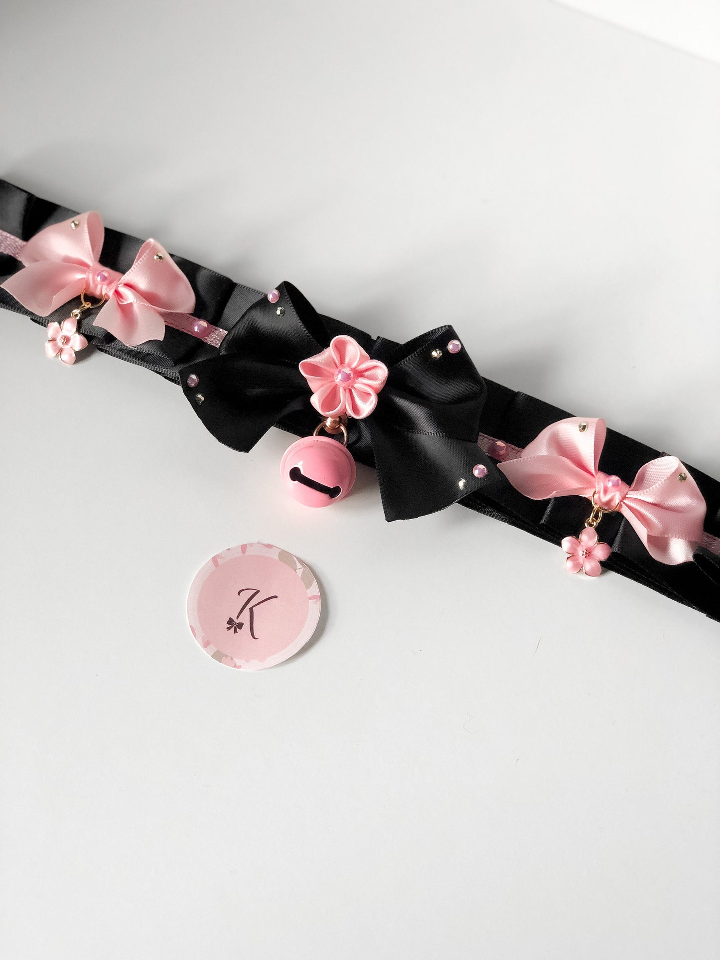 Black and pink sakura 38mm collar