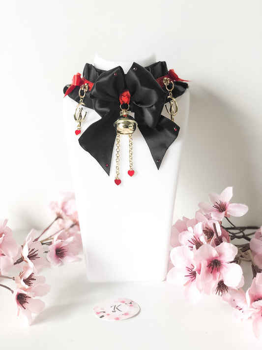 Black/ red kitty moon collar