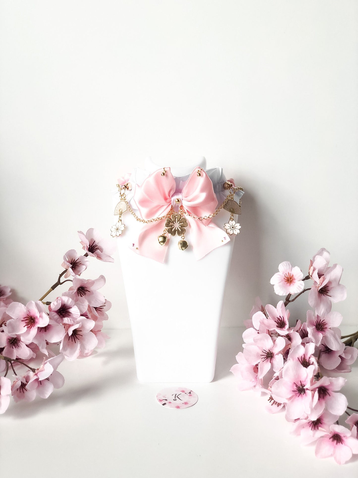 Fan of Sakuras collar