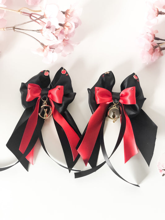 Black and red kitty moon - clip ins