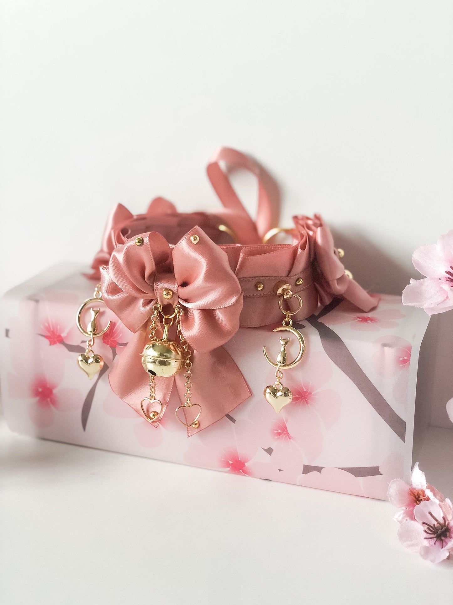Sweet Kitty Dreams collar