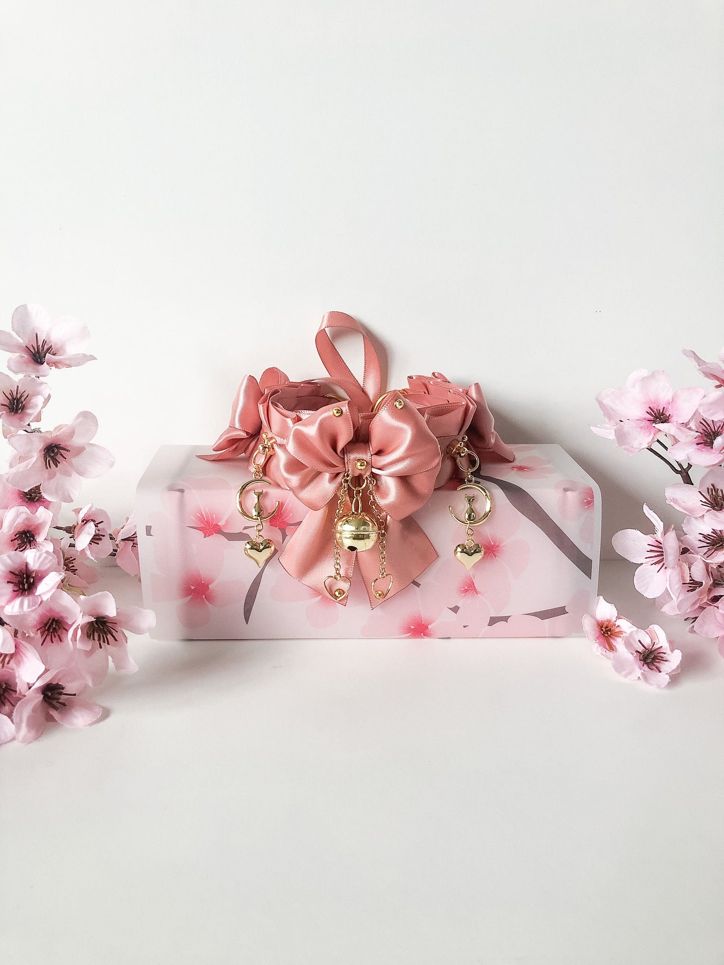 Sweet Kitty Dreams collar