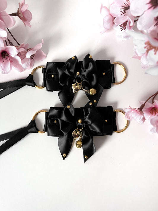 Sweet Kitty Dreams cuffs