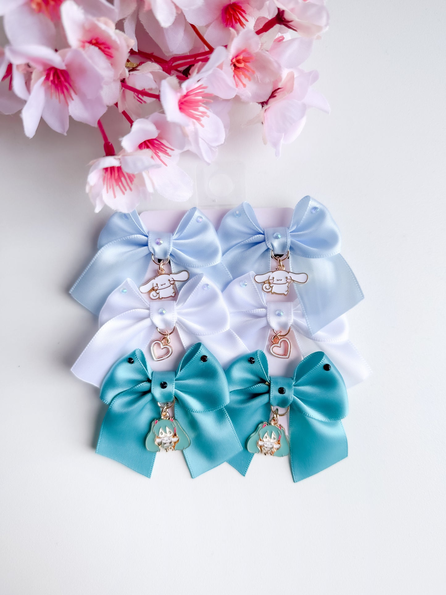 Miku x Cinna mini clip ins