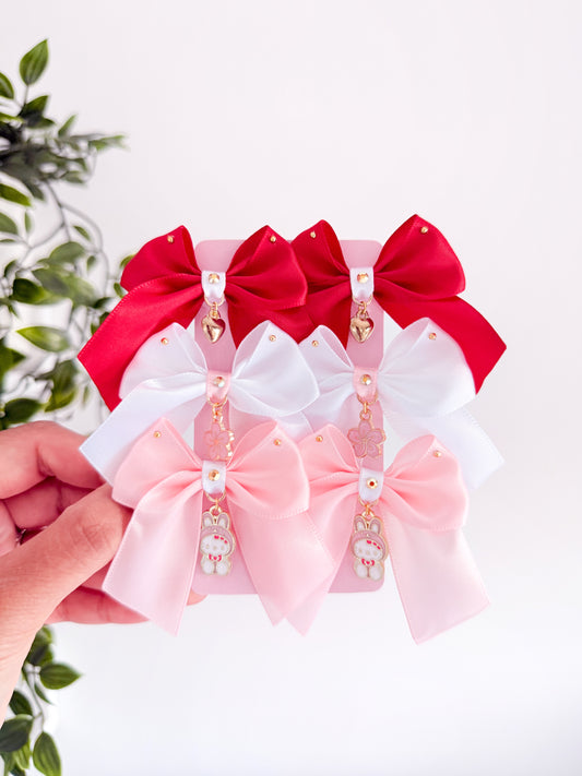 Hello kitty mini clip ins