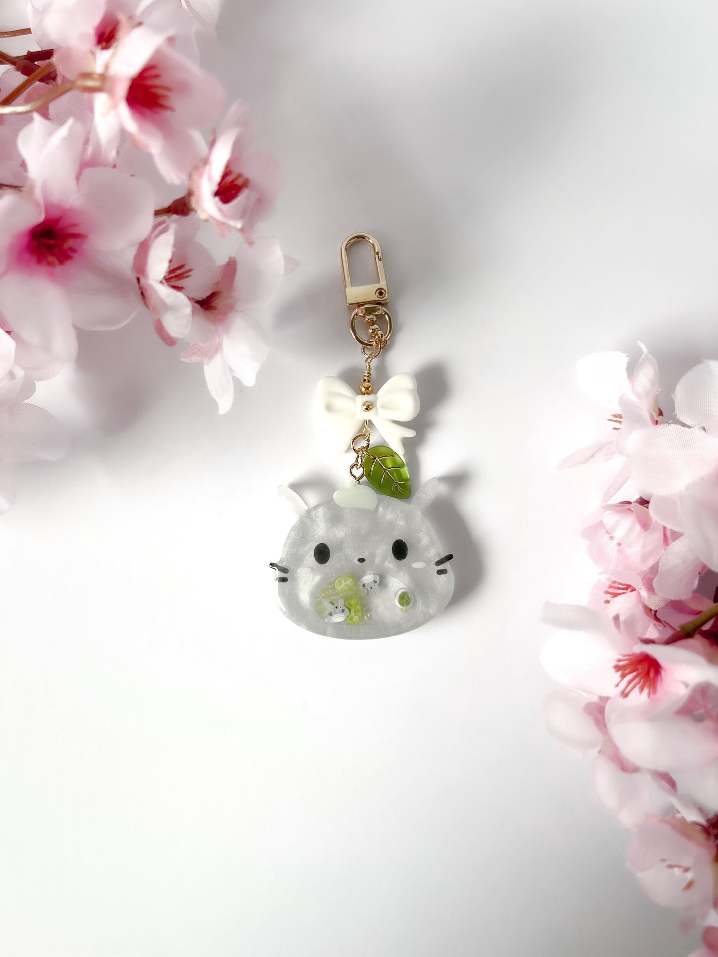 Totoro face shaker resin keyring