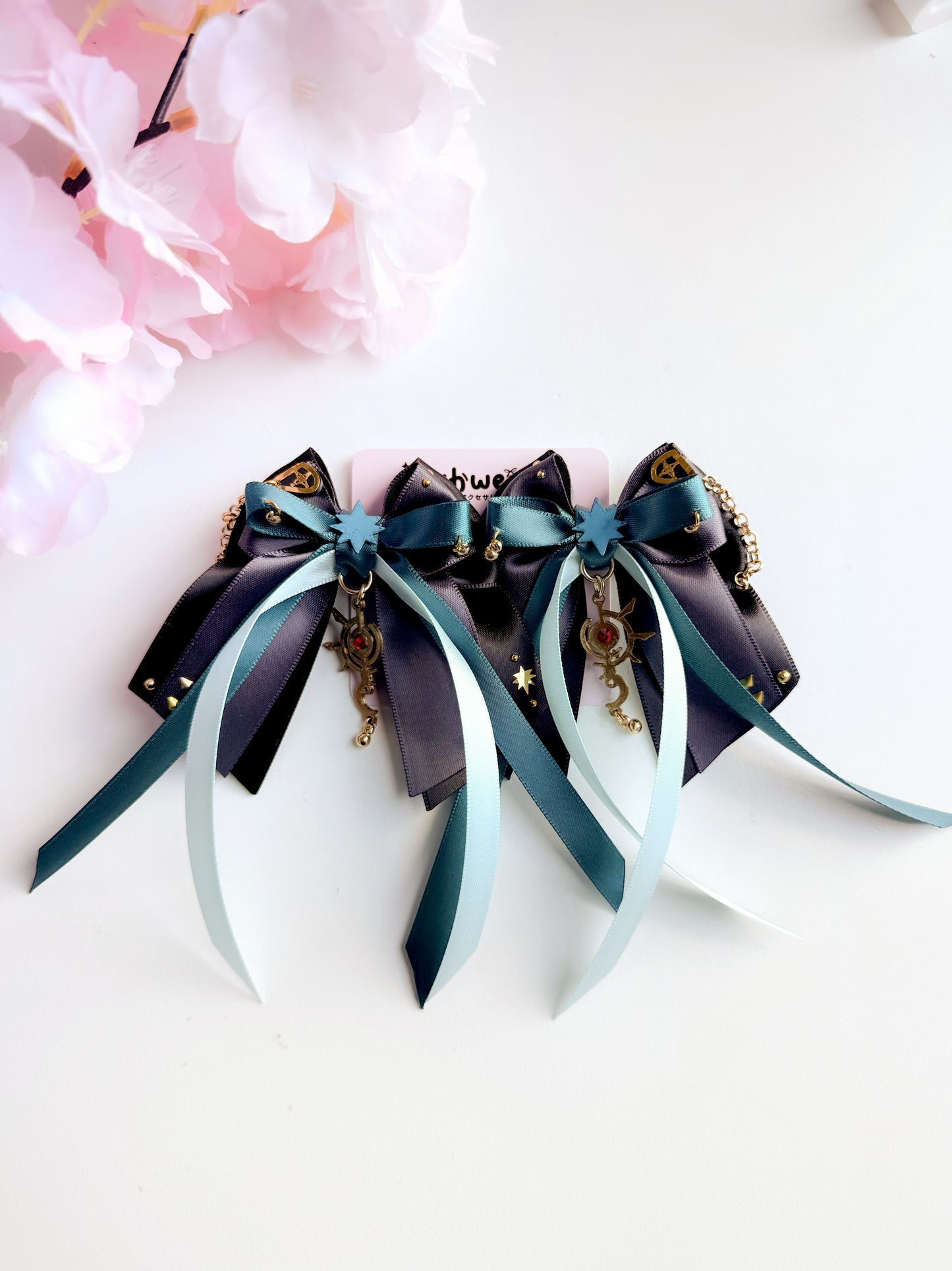 Anaxa clip ins